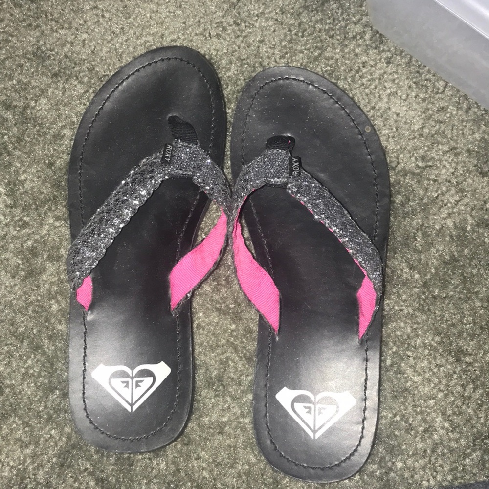 Roxy flip flops